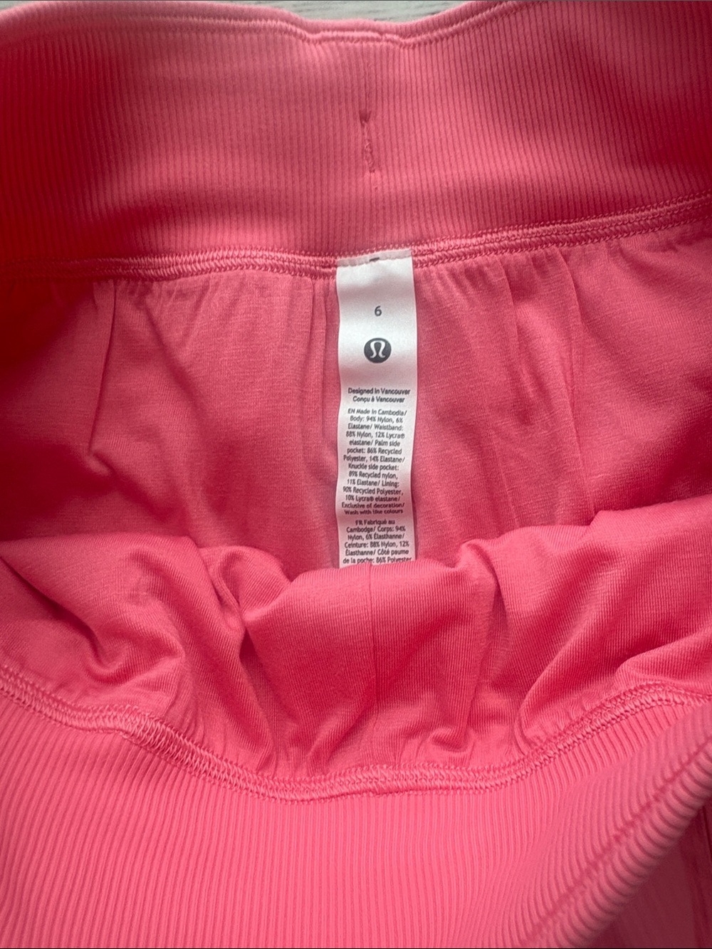 Lululemon Dance Studio Shorts Size 6 Pink FLAW - Picture 4 of 7